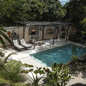Chill Kanil , Tulum Messico