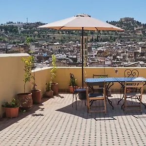 https://riad-ranya.hotelfesmorocco.com