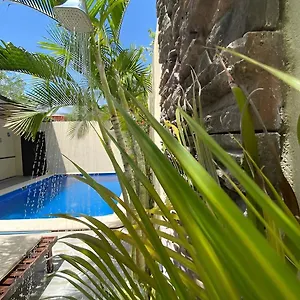 https://hotel-casa-santiago.quintano-roohotels.com